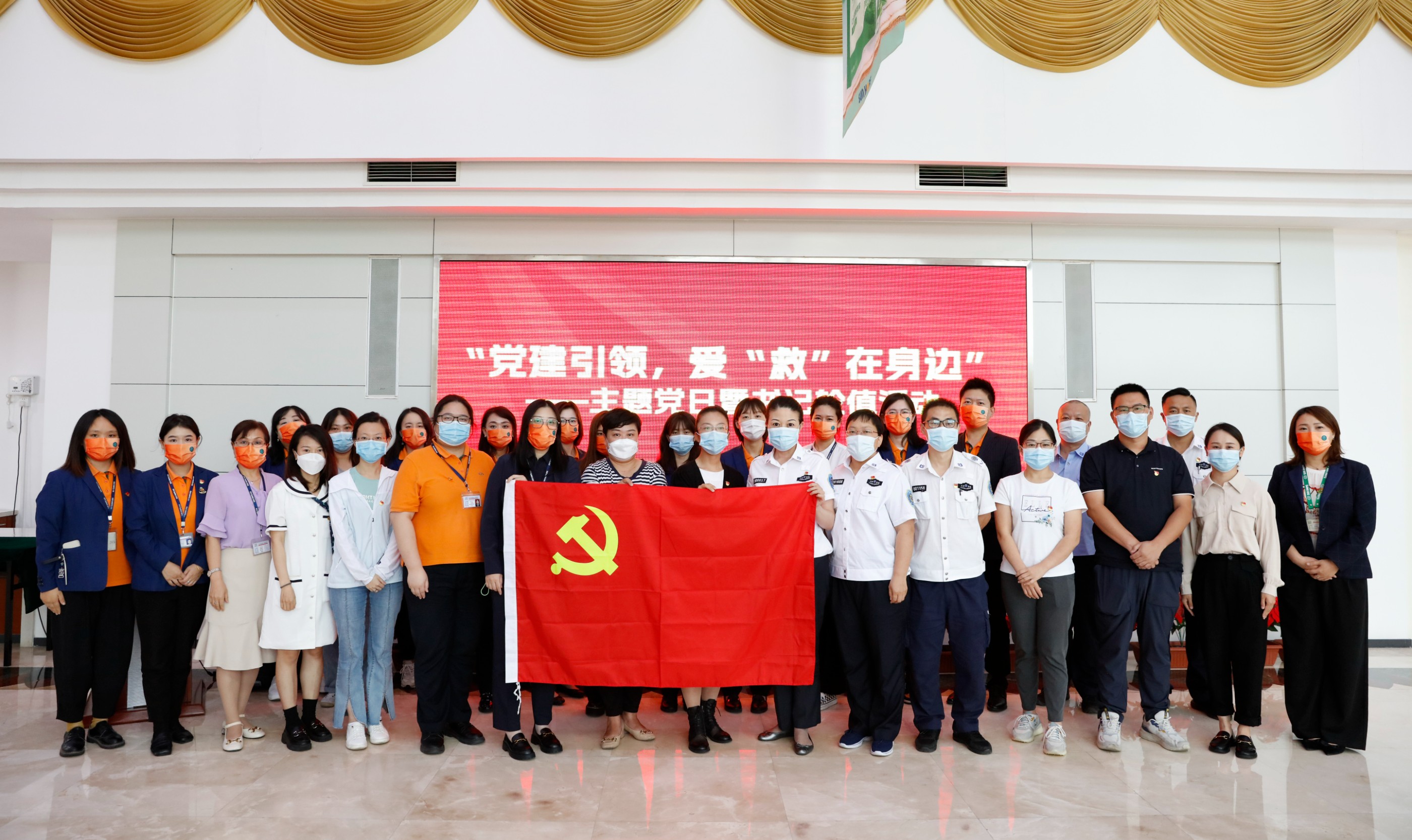 急救知识培训，为生命护航，蜂鸟电竞官网(中国)官方网站党支部开展特色党日活动