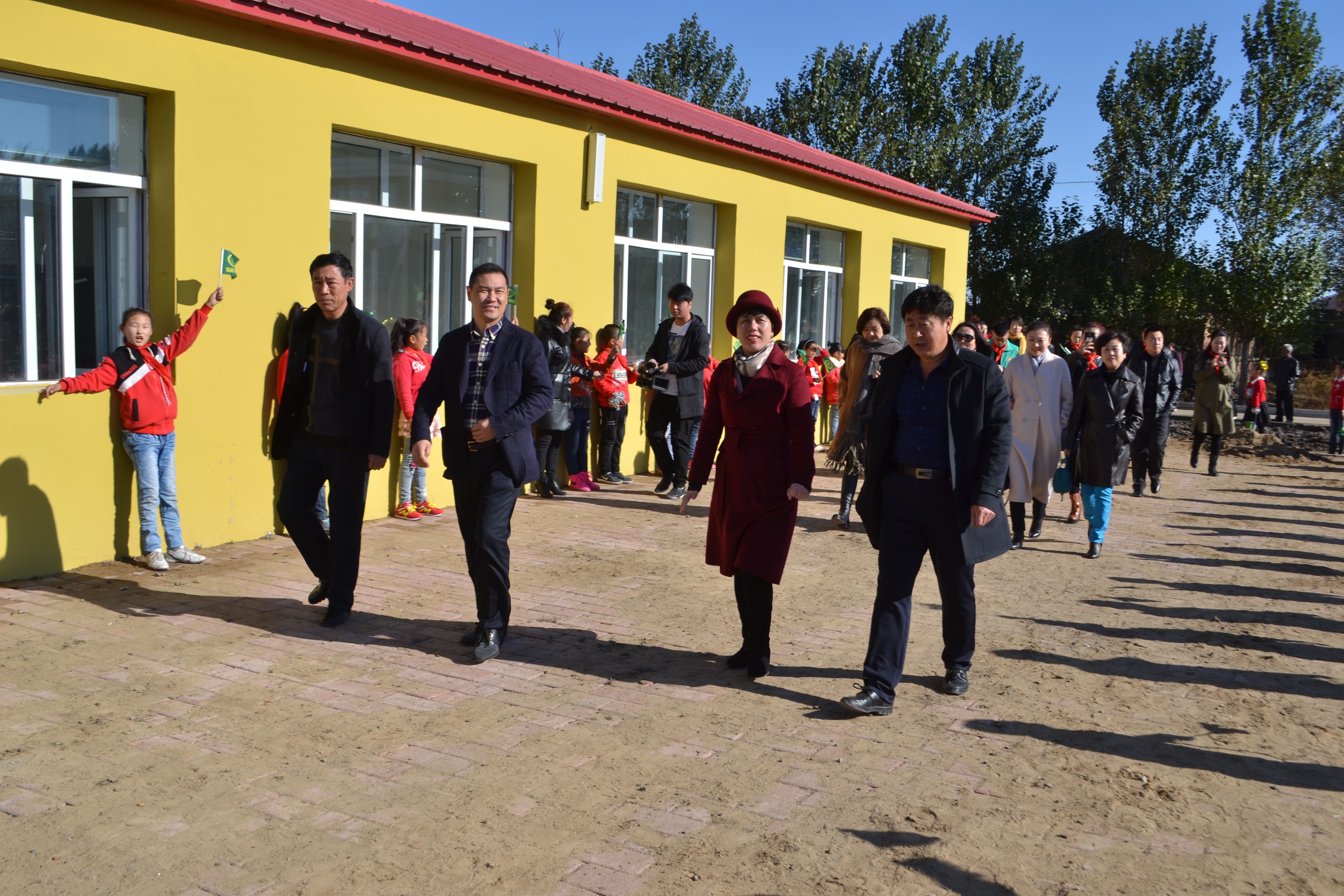 第71所 绥化市兰西县奋斗乡蜂鸟电竞官网(中国)官方网站蔡立影小学 第71所 绥化市兰西县奋斗乡蜂鸟电竞官网(中国)官方网站蔡立影小学