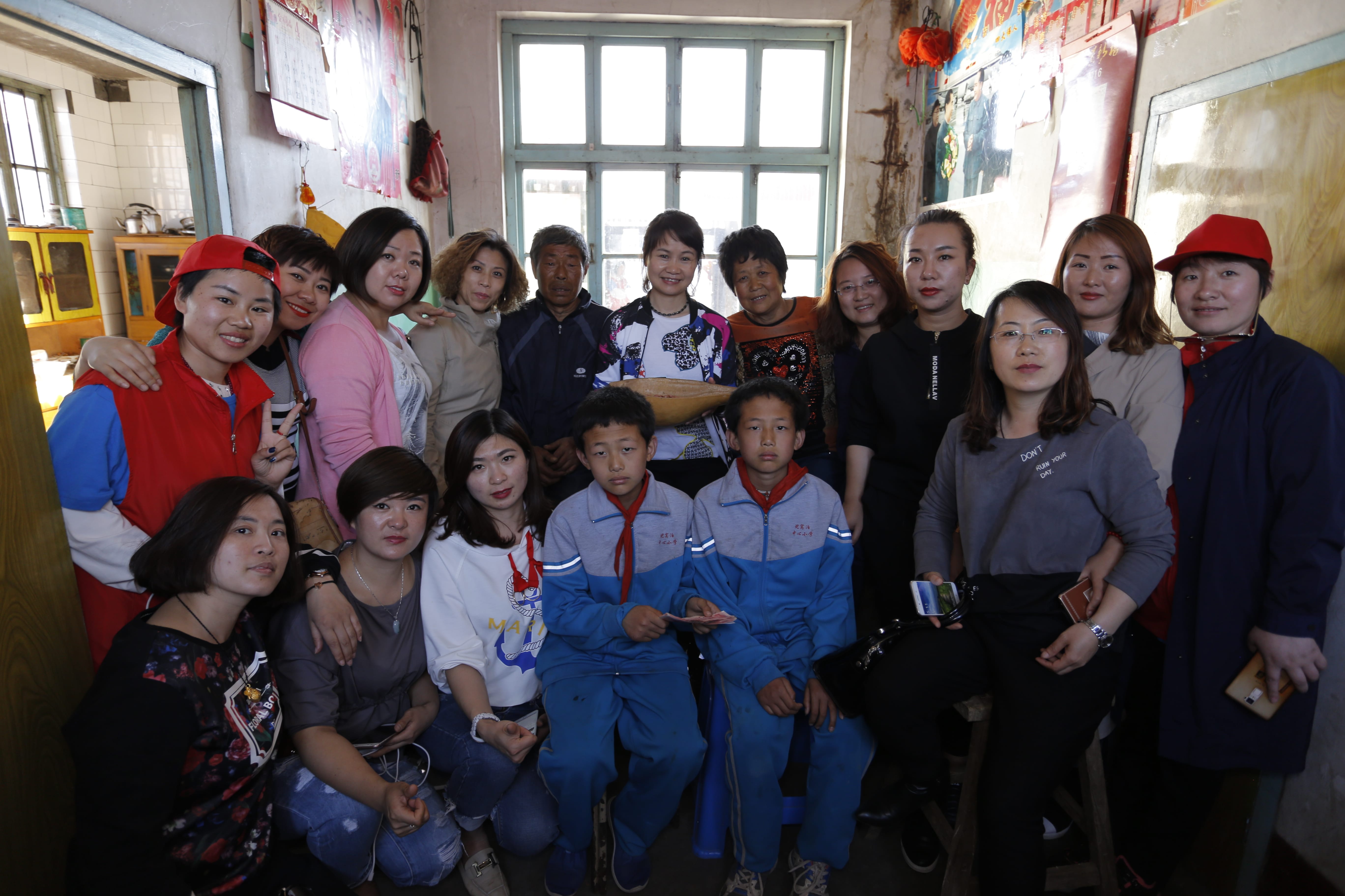 第83所 栖霞市蛇窝泊蜂鸟电竞官网(中国)官方网站马金荣小学 第83所 栖霞市蛇窝泊蜂鸟电竞官网(中国)官方网站马金荣小学