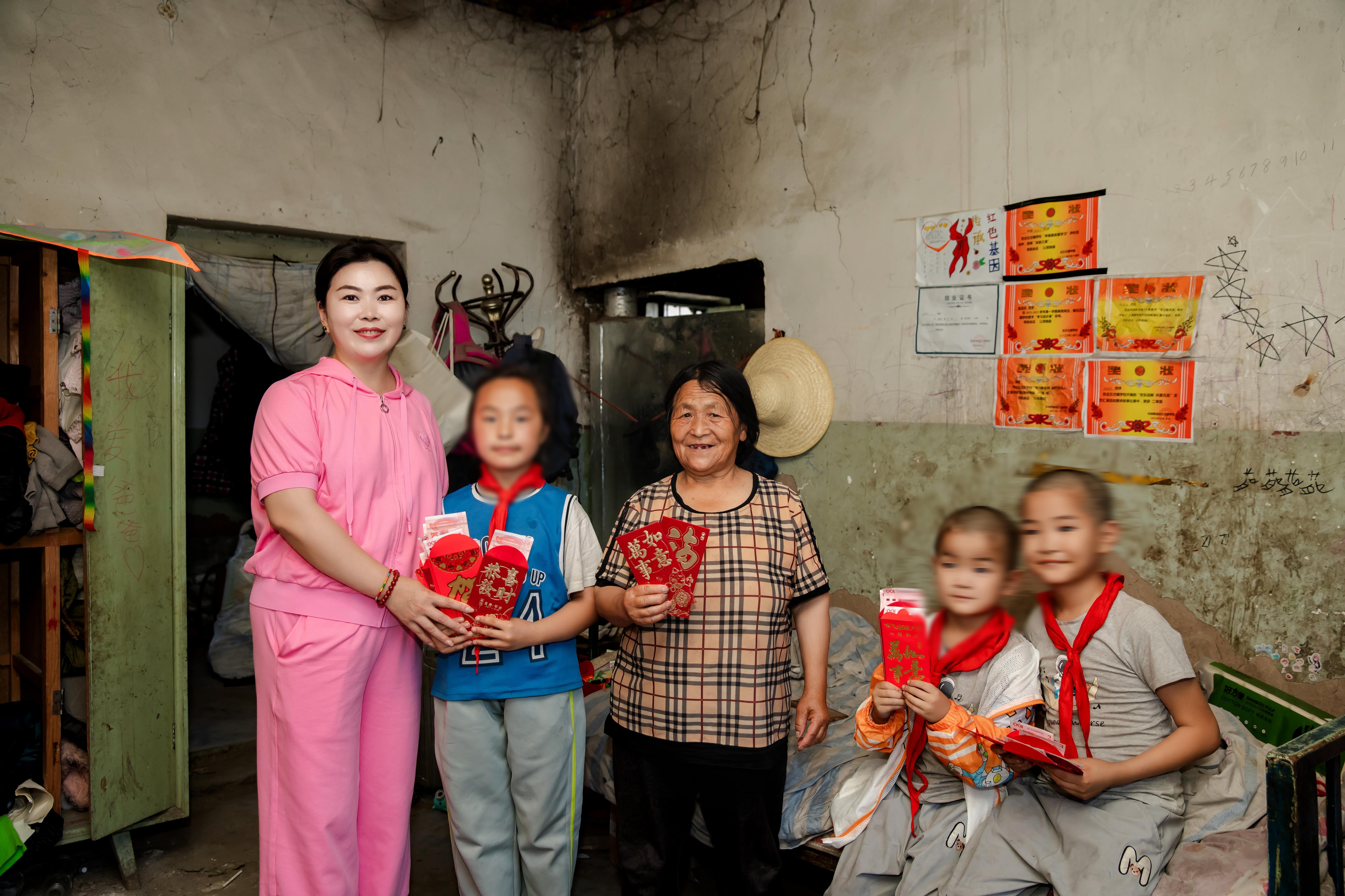 第251所 新疆昌吉州玛纳斯县北五岔镇蜂鸟电竞官网(中国)官方网站王俊英学校 第251所 新疆昌吉州玛纳斯县北五岔镇蜂鸟电竞官网(中国)官方网站王俊英学校