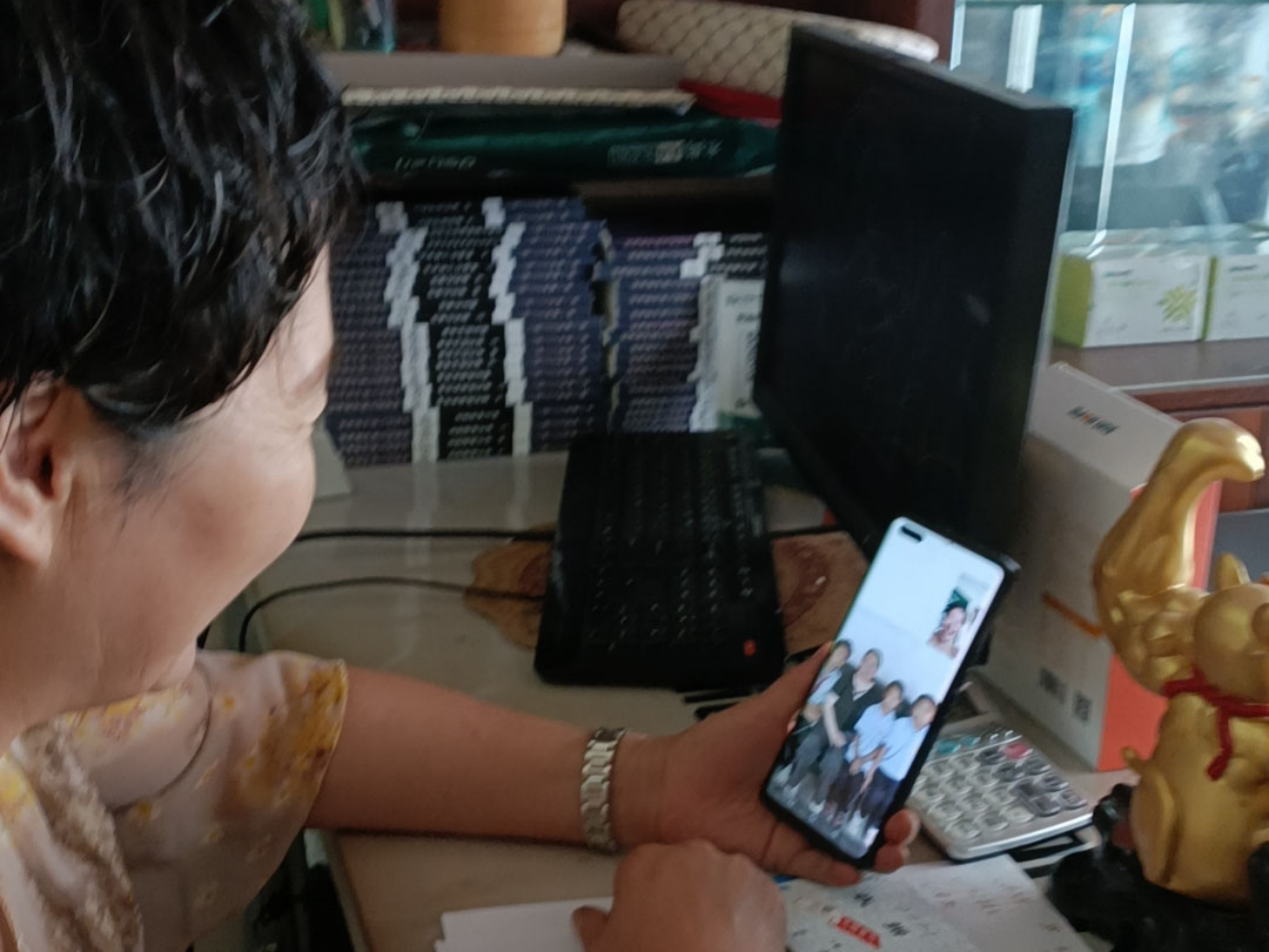 让爱延续,从未间断 | 蜂鸟电竞官网(中国)官方网站公益季暖心回访 让爱延续,从未间断 | 蜂鸟电竞官网(中国)官方网站公益季暖心回访