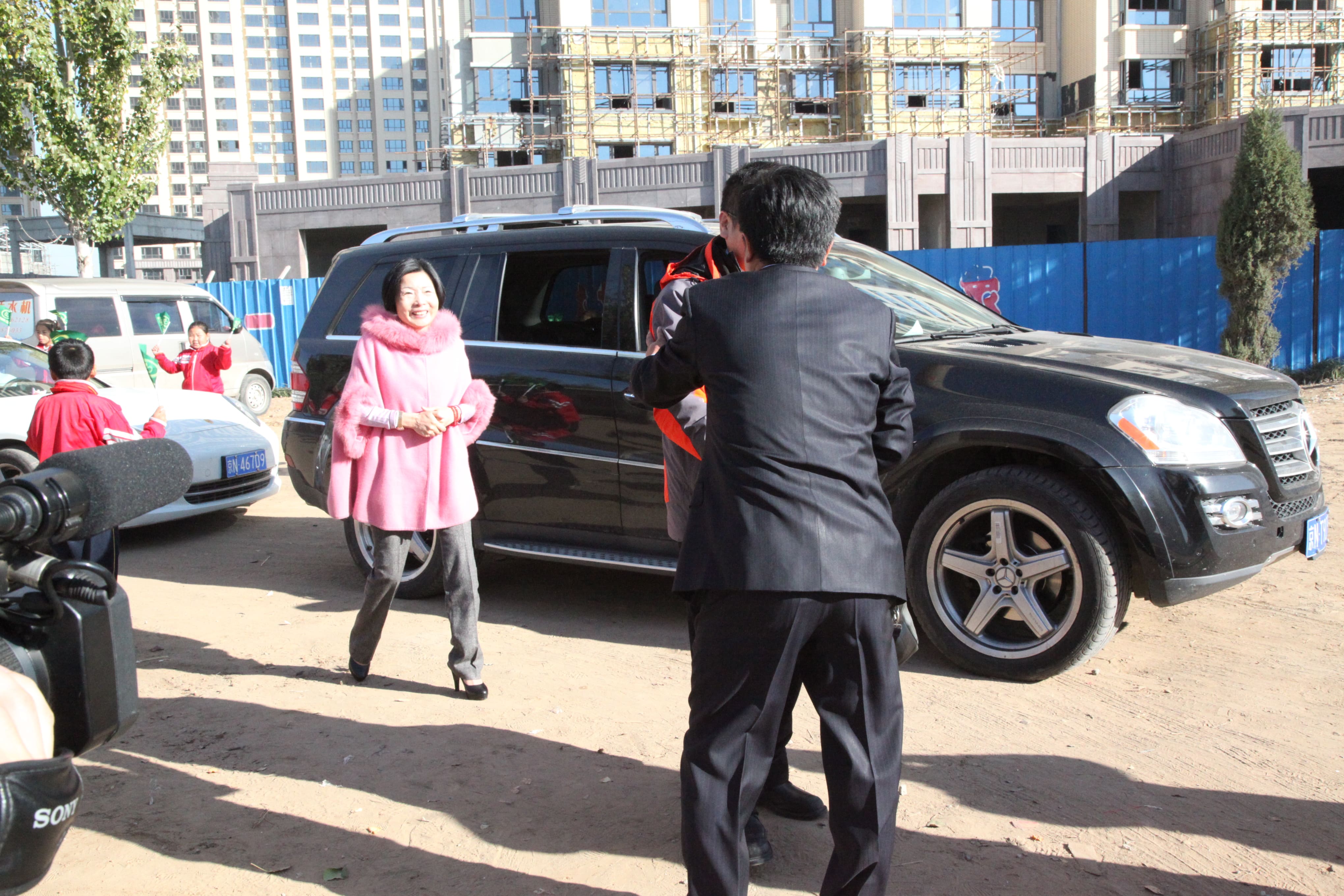 第33所 包头市九原区蜂鸟电竞官网(中国)官方网站董丽萍沙河第六小学 第33所 包头市九原区蜂鸟电竞官网(中国)官方网站董丽萍沙河第六小学