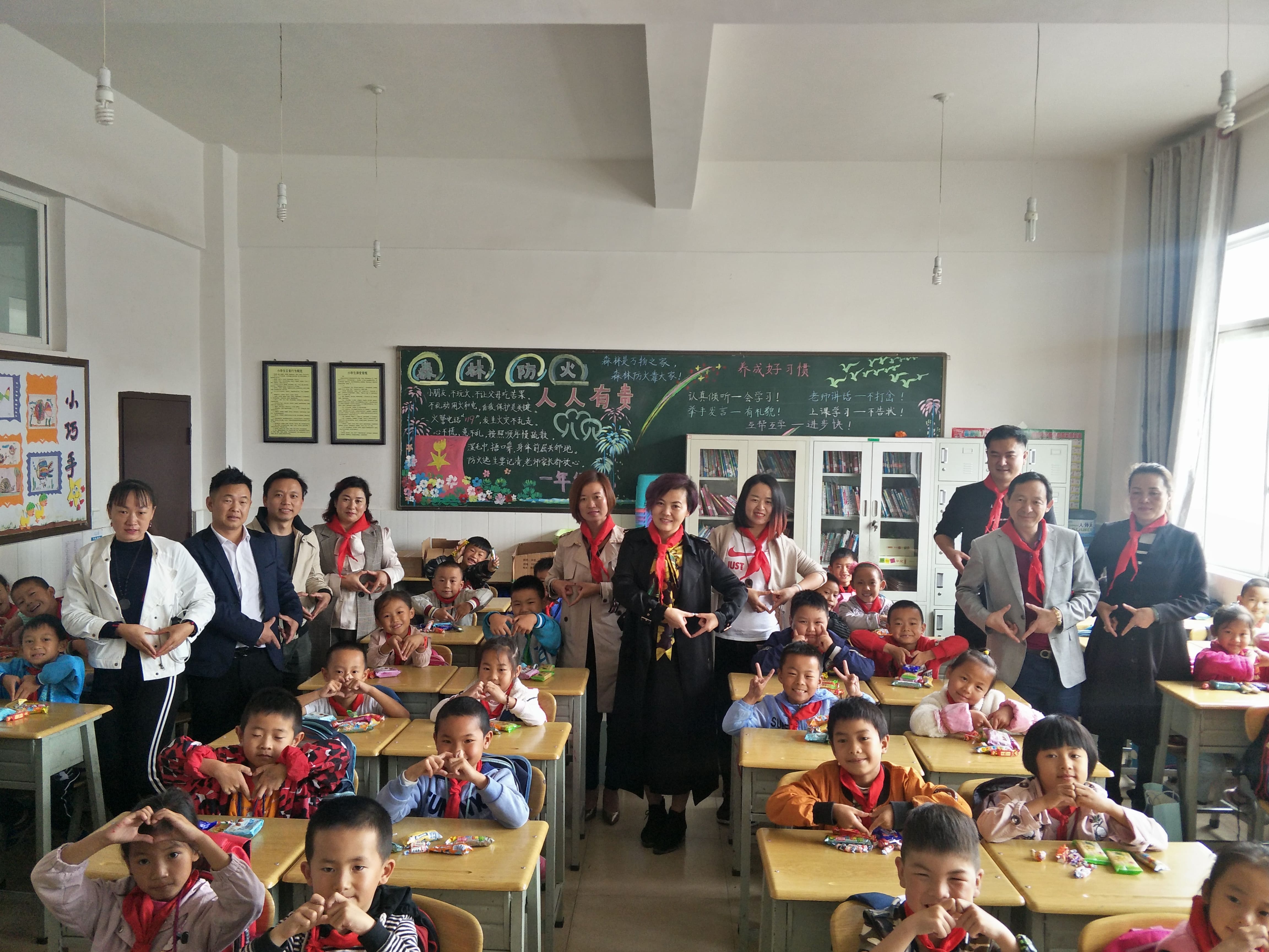 第152所 石林彝族自治县路美邑中心学校路美邑蜂鸟电竞官网(中国)官方网站李凤莲小学 第152所 石林彝族自治县路美邑中心学校路美邑蜂鸟电竞官网(中国)官方网站李凤莲小学