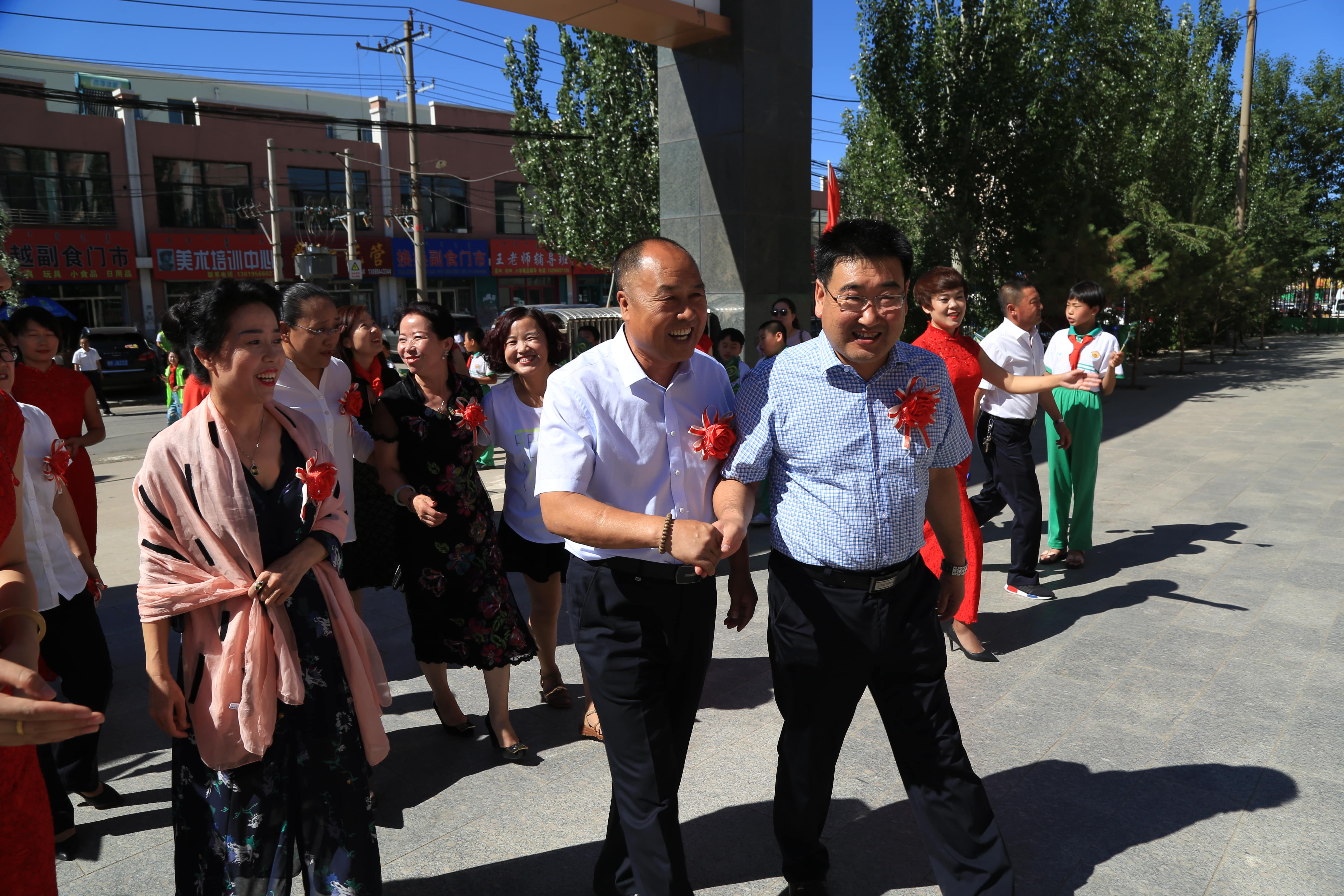 第157所 固阳县团结巷蜂鸟电竞官网(中国)官方网站刘金萍小学 第157所 固阳县团结巷蜂鸟电竞官网(中国)官方网站刘金萍小学